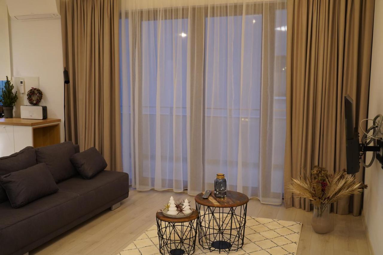 Gio Home C13 Bukares Bagian luar foto