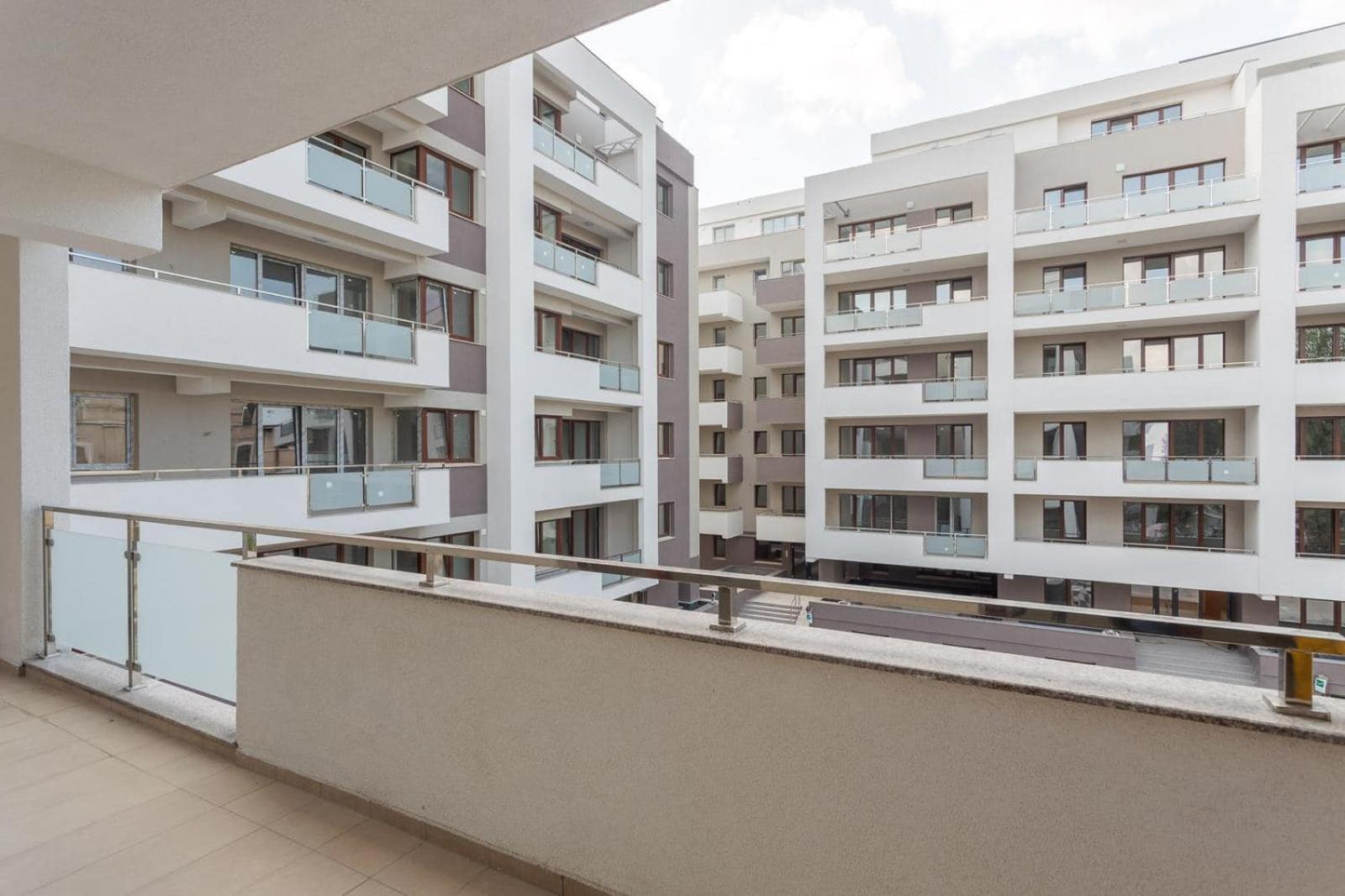 Gio Home C13 Bukares Bagian luar foto